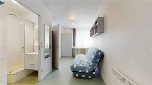 Rooms in Nantes - photo 1