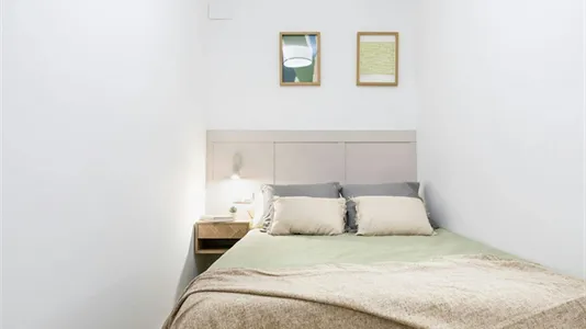 Rooms in Coslada - photo 1