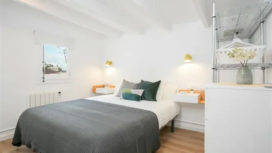 Apartments in Barcelona Ciutat Vella - photo 7