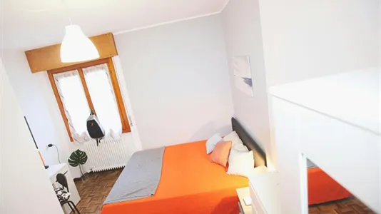 Rooms in Lecco - photo 5