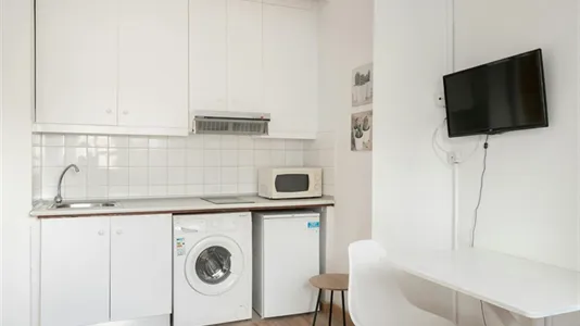 Apartments in Barcelona Sants-Montjuïc - photo 6