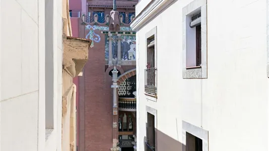 Apartments in Barcelona Ciutat Vella - photo 3