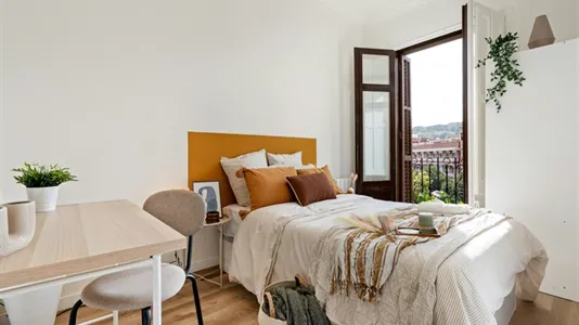 Rooms in Barcelona Eixample - photo 1