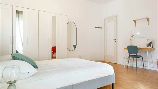 Rooms in Milano Zona 8 - Fiera, Gallaratese, Quarto Oggiaro - photo 5