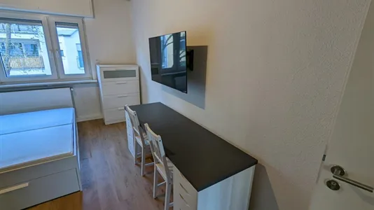 Rooms in Offenbach am Main - photo 3
