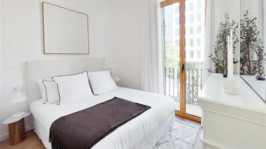 Apartments in Barcelona Eixample - photo 9