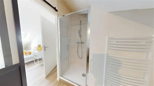 Rooms in Poitiers - photo 6