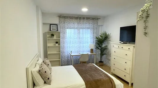 Rooms in Madrid Salamanca - photo 5