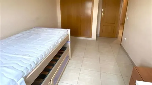 Rooms in Castellón de la Plana/Castelló de la Plana - photo 1