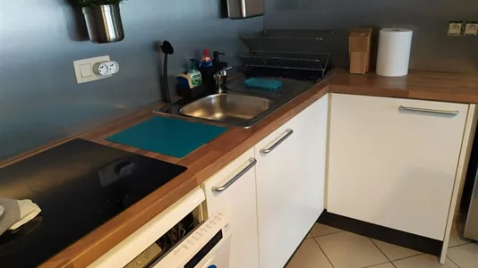 Rooms in Charleroi - photo 4