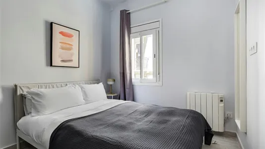 Apartments in Barcelona Ciutat Vella - photo 9