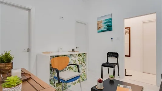 Rooms in Madrid Centro - photo 6