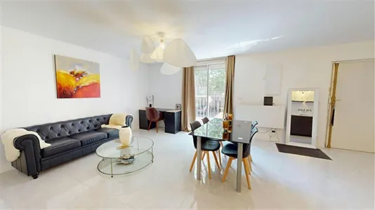 Apartments in Bordeaux - photo 1