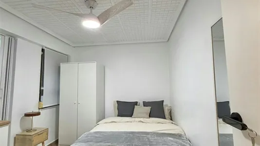 Rooms in Mislata - photo 2