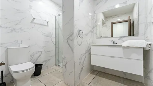 Rooms in Madrid Centro - photo 4