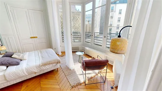 Rooms in Paris 17ème arrondissement - photo 3