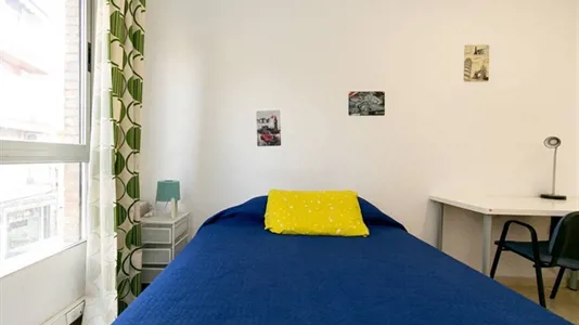 Rooms in Granada - photo 1