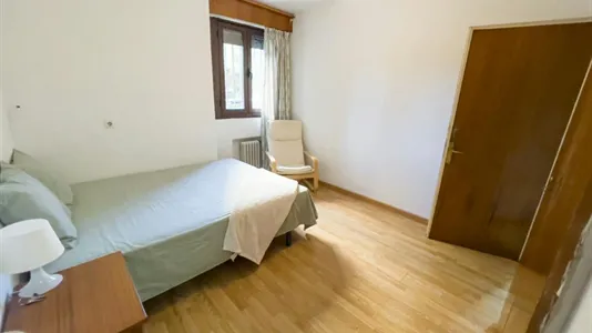 Rooms in Enramadilla - photo 4