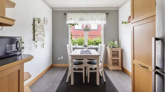 Houses in Norrtälje - photo 7