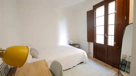 Rooms in Barcelona Ciutat Vella - photo 1