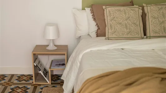 Rooms in Barcelona Ciutat Vella - photo 5