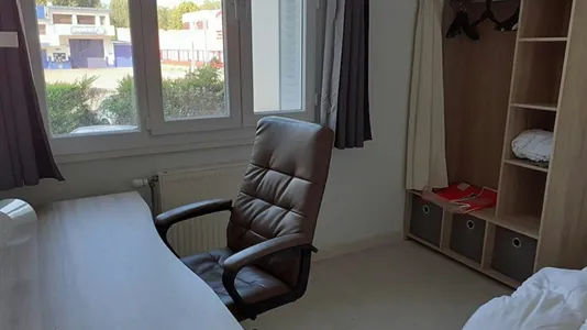 Rooms in Grenoble - photo 3