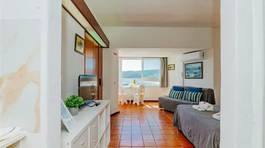 Apartments in Sesimbra - photo 2