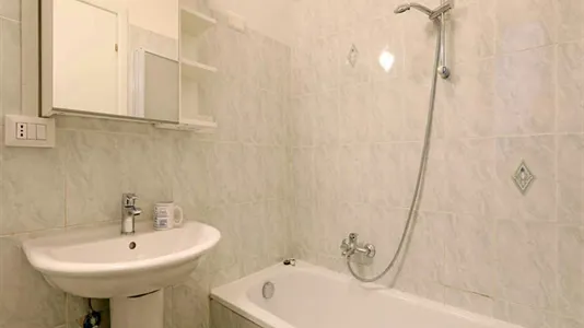 Rooms in Roma Municipio XIV – Monte Mario - photo 10