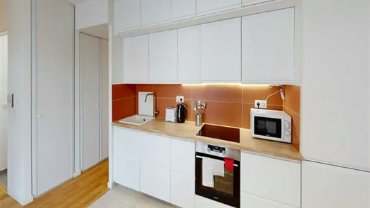 Rooms in Saint-Denis - photo 6