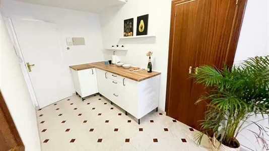 Rooms in Madrid Fuencarral-El Pardo - photo 4