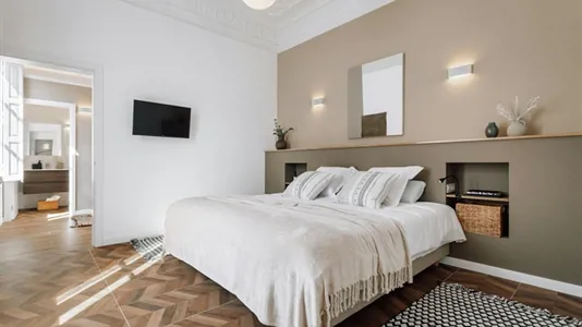 Rooms in Barcelona Ciutat Vella - photo 1