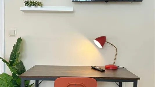 Rooms in Bilbao - photo 5