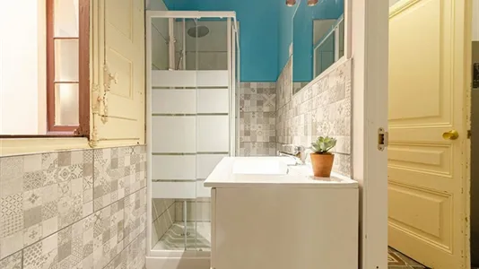 Rooms in Barcelona Ciutat Vella - photo 4