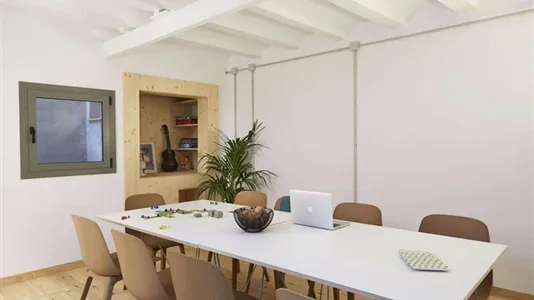 Rooms in Barcelona Eixample - photo 7