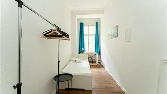 Rooms in Berlin Friedrichshain-Kreuzberg - photo 2