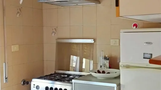 Rooms in Roma Municipio II – Parioli/Nomentano - photo 7