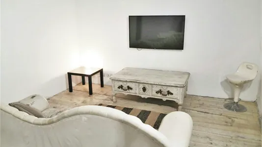 Rooms in Barcelona Ciutat Vella - photo 1