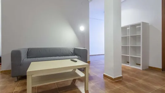 Rooms in Valencia Ciutat Vella - photo 8