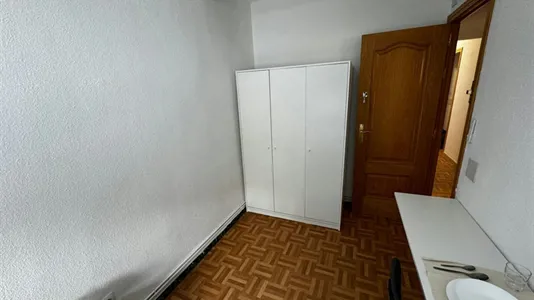 Rooms in Madrid Carabanchel - photo 2