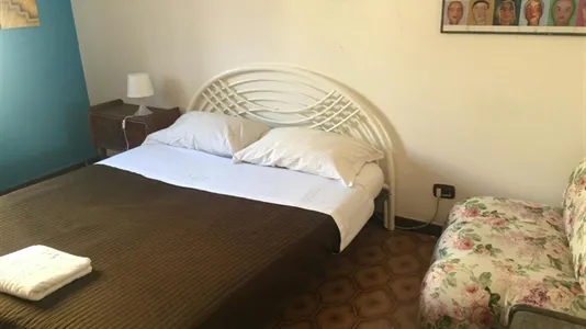 Rooms in Catania - photo 1
