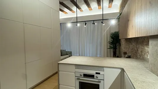 Apartments in Valencia Ciutat Vella - photo 5