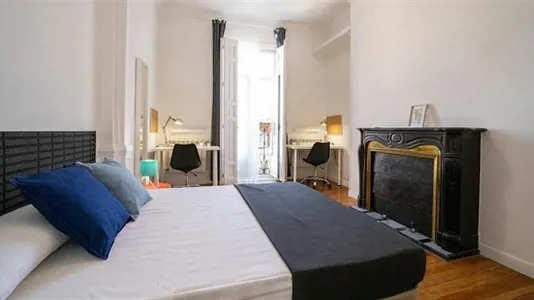 Rooms in Madrid Centro - photo 2