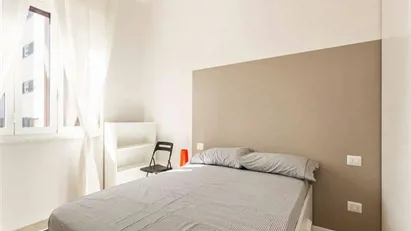 Room for rent in Milano Zona 6 - Barona, Lorenteggio, Milan