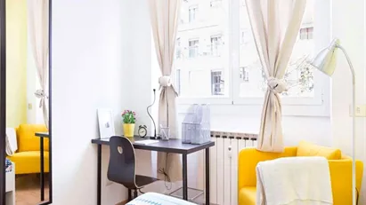 Room for rent in Milano Zona 9 - Porta Garibaldi, Niguarda, Milan