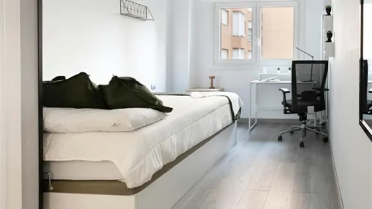 Rooms in Madrid Moncloa-Aravaca - photo 10