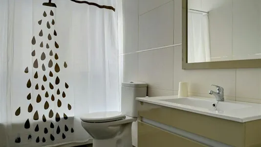 Rooms in Zaragoza - photo 4