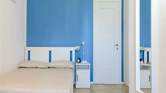 Rooms in Milano Zona 5 - Vigentino, Chiaravalle, Gratosoglio - photo 2