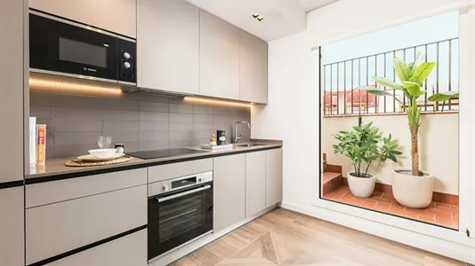 Apartments in Barcelona Ciutat Vella - photo 9