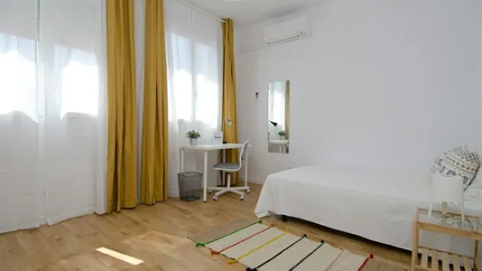 Rooms in Madrid Centro - photo 1