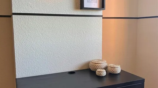 Rooms in Madrid Retiro - photo 6